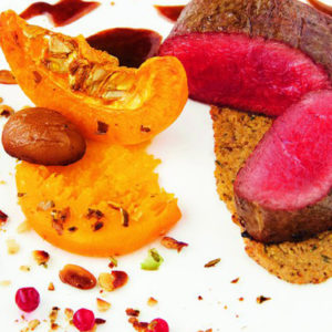 Dos de sanglier mariné au vin rouge, sauce grand veneur.