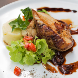 Tournedos de pintade, de la ferme des Hautes Granges à Montbert