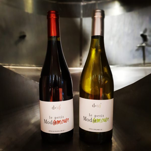 Pour la St Valentin 2 vins étonnants du Domaine MODAT: Le Petit ModAt'mour BIO. Il accompagnera parfaitement votre repas.
